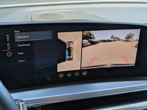 Used 2024 Cadillac Lyriq Sport AWD/4WD image 27