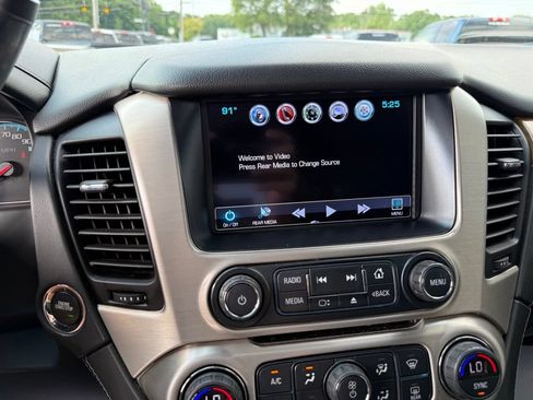 Used 2017 GMC Yukon Denali w/ Open Road Package AWD/4WD image 41