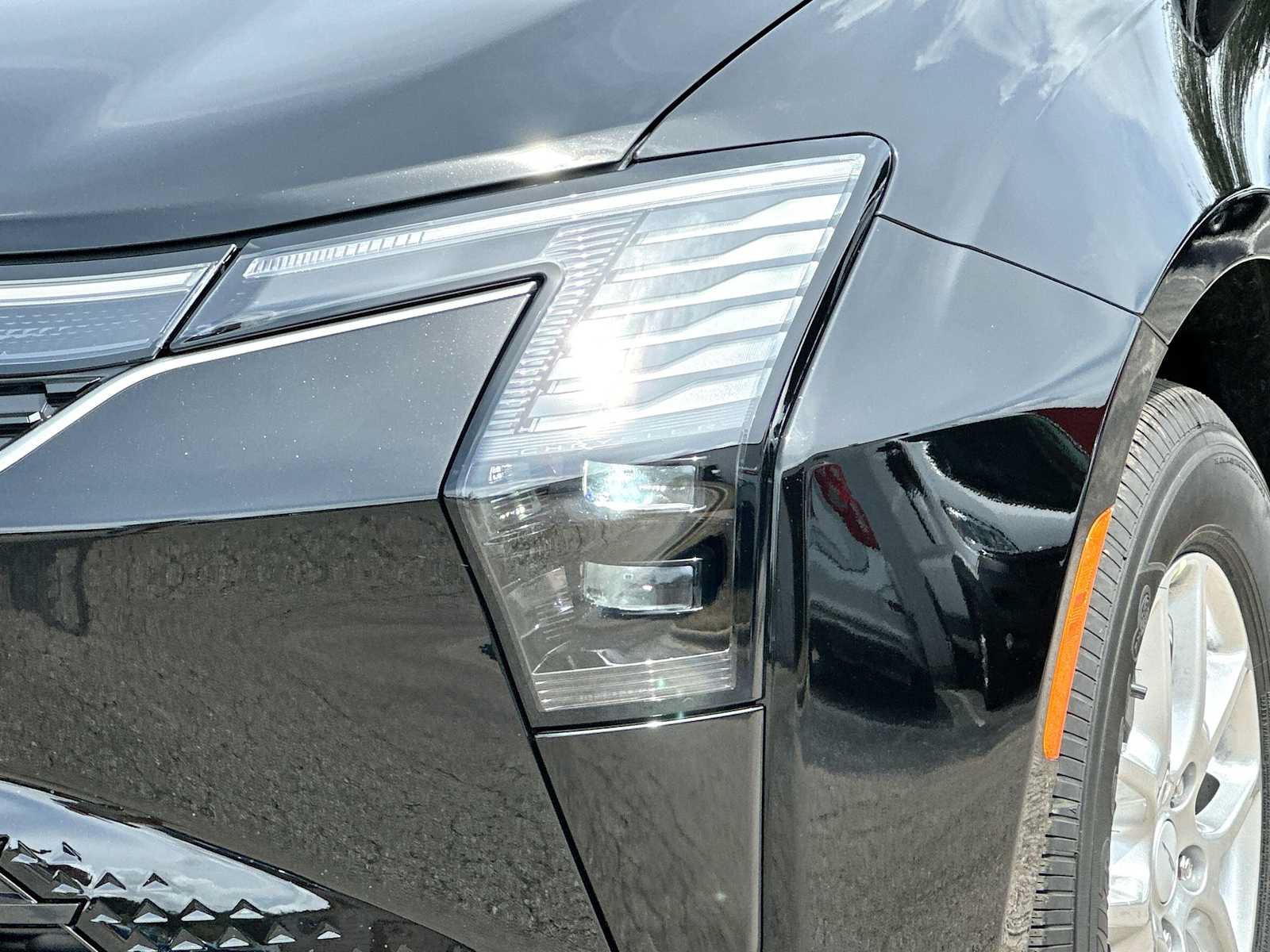 New 2027 Chrysler Pacifica Select FWD image 16