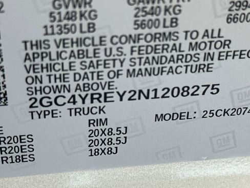Used 2022 Chevrolet Silverado 2500 High Country w/ Safety Package II AWD/4WD image 32