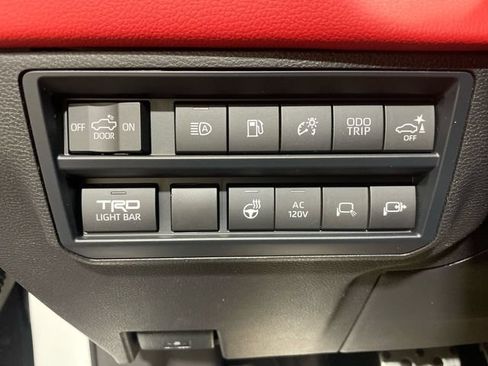 Used 2025 Toyota Tundra TRD Pro w/ TRD Pro Tow Package AWD/4WD image 21