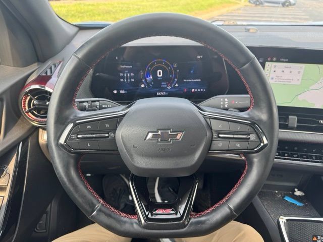 Used 2025 Chevrolet Equinox RS w/ Safety and Technology Package FWD image 19