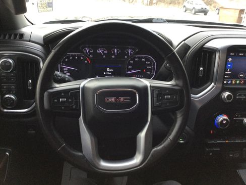 Used 2021 GMC Sierra 1500 SLT image 16