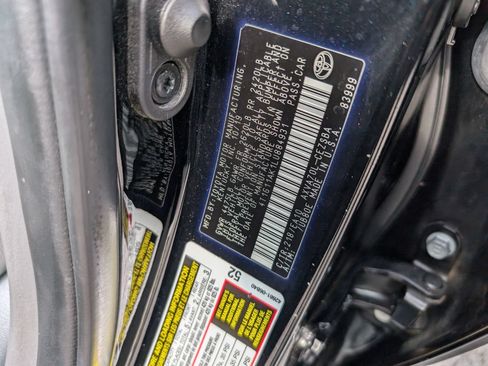 Used 2020 Toyota Camry SE FWD image 22