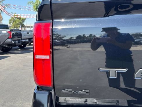 New 2026 Toyota Tacoma TRD Off-Road w/ TRD Off Road Premium Package AWD/4WD image 13
