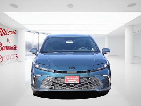 New 2026 Toyota Camry SE image 4