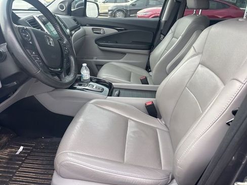 Used 2017 Honda Pilot Elite image 9