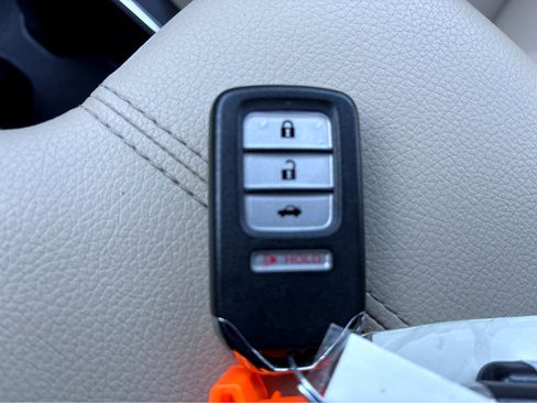 Used 2015 Honda Accord EX-L image 36