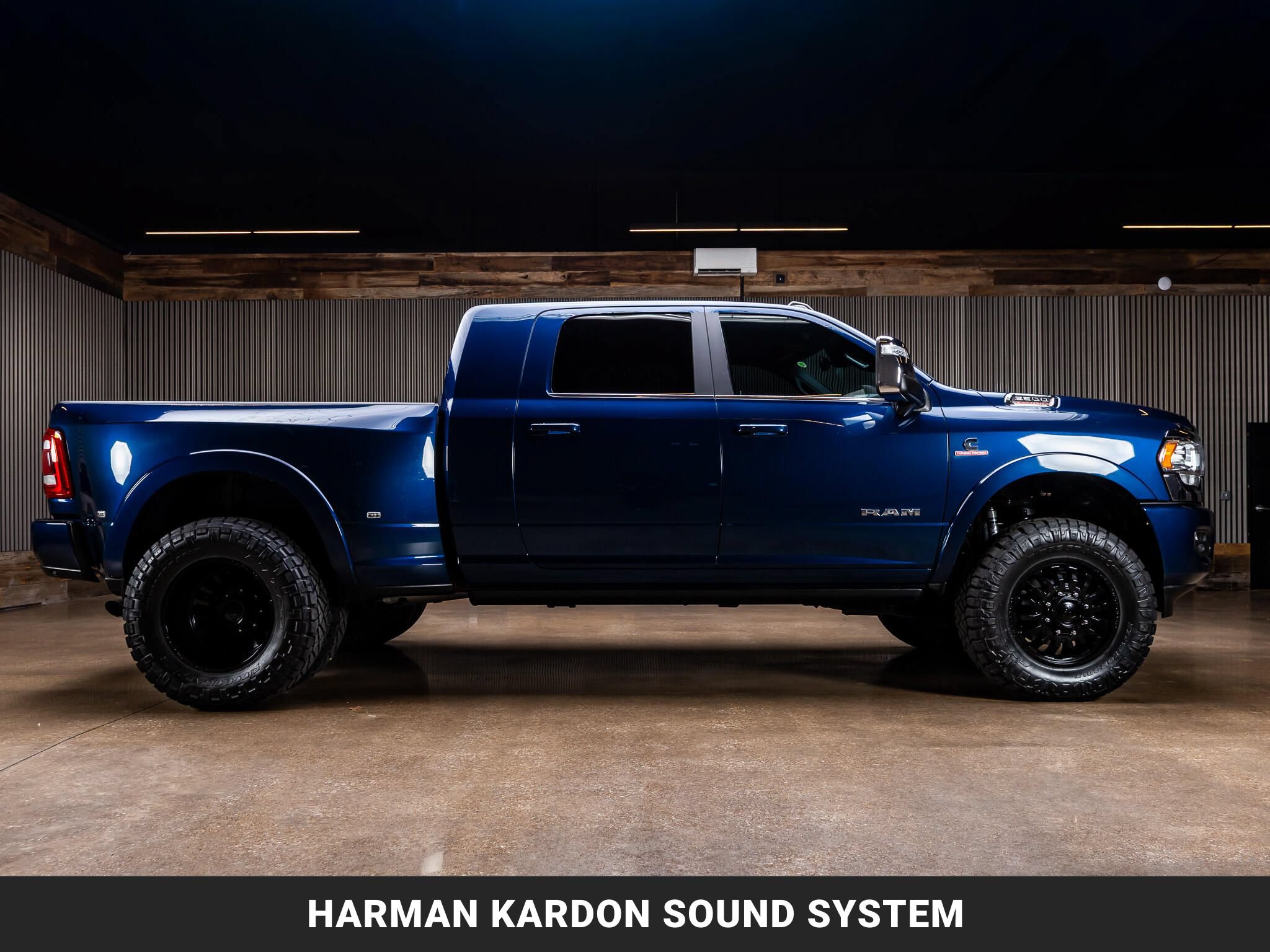 Used 2023 RAM 3500 Limited AWD/4WD image 11