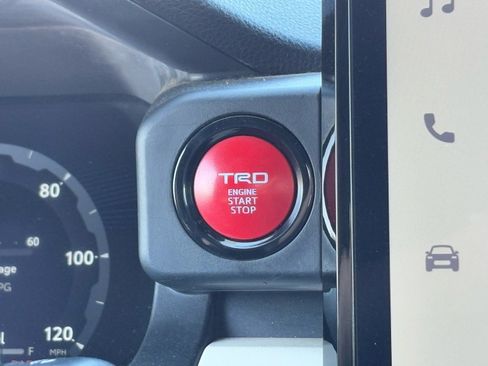 Used 2024 Toyota Tacoma TRD Off-Road image 25