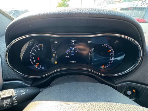 Used 2018 Jeep Grand Cherokee High Altitude AWD/4WD image 21