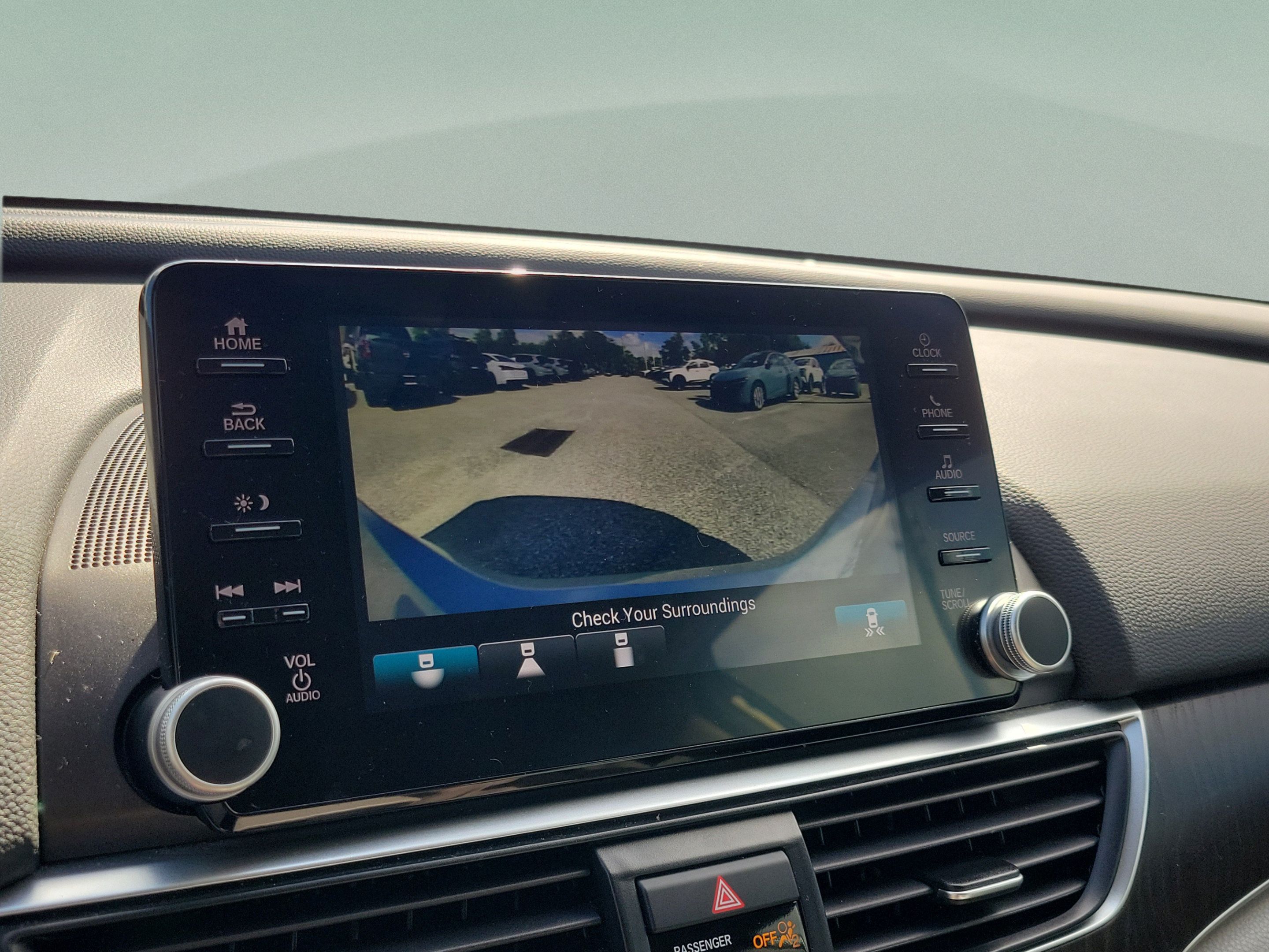 Used 2020 Honda Accord EX image 29