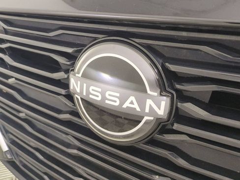 Used 2025 Nissan Altima 2.5 SV FWD image 13