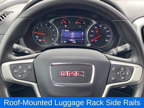 Certified 2022 GMC Terrain SLE w/ Driver Convenience Package image 8