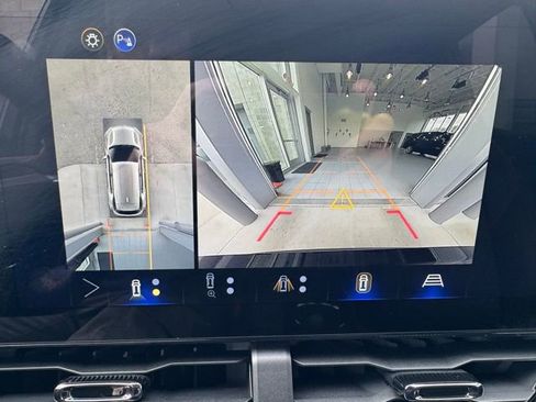 New 2026 Chevrolet Equinox RS w/ Safety and Technology Package AWD/4WD image 4