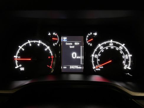 Used 2024 Toyota 4Runner SR5 Premium image 31