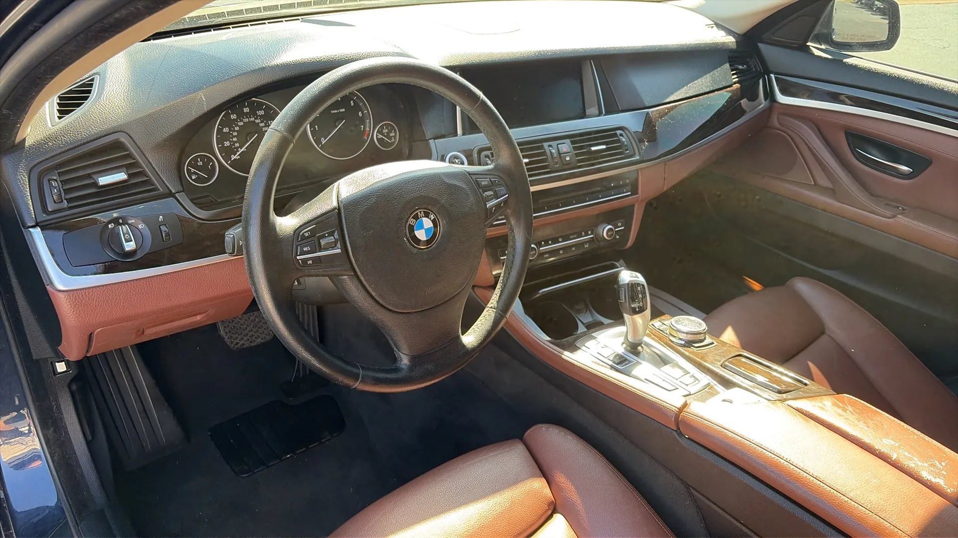 Used 2014 BMW 528i xDrive Sedan AWD/4WD image 10