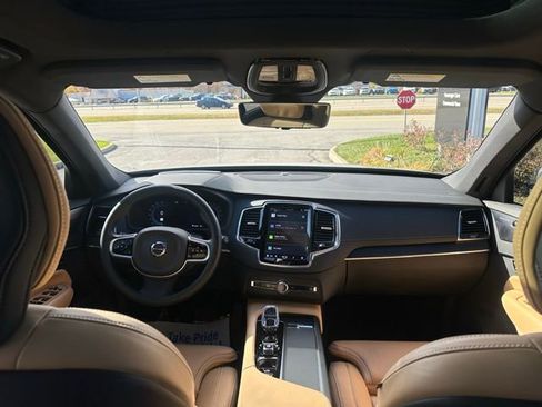 Used 2025 Volvo XC90 B6 Ultra w/ Protection Package image 45