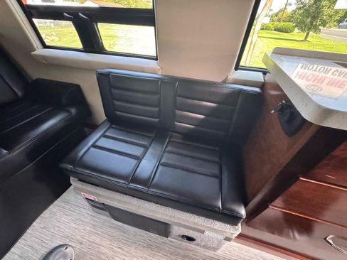 Used 2017 Mercedes-Benz Sprinter 3500 image 29