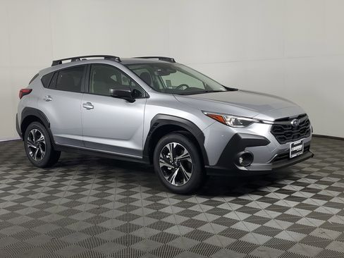 New 2025 Subaru Crosstrek 2.5i Premium image 2
