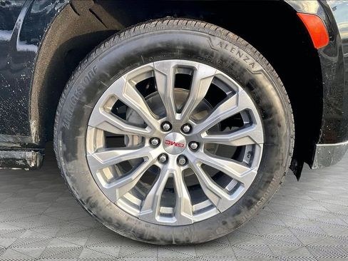 Used 2023 GMC Yukon Denali image 34