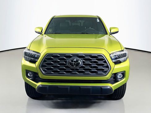 Used 2023 Toyota Tacoma TRD Off-Road w/ TRD Premium Off Road Package AWD/4WD image 6