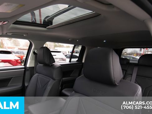 Used 2025 Hyundai Santa Fe XRT image 9