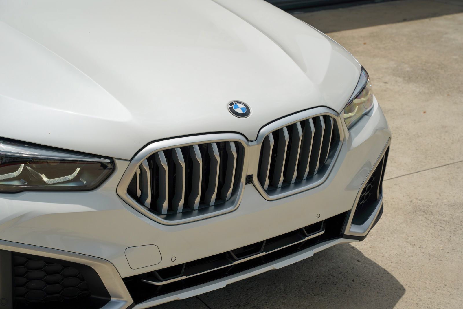 Used 2021 BMW X6 xDrive40i w/ Premium Package AWD/4WD image 7