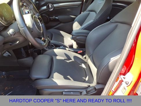 Used 2024 MINI Cooper S FWD image 13
