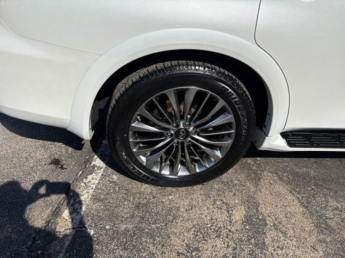 Certified 2019 INFINITI QX80 Luxe w/ 22" Wheel Package image 32