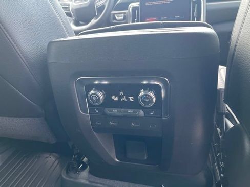 New 2026 GMC Yukon Denali w/ Advanced Technology Package AWD/4WD image 28
