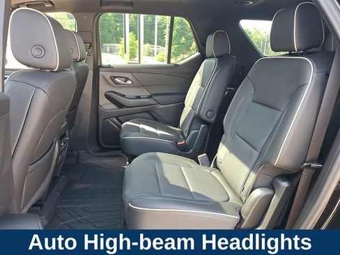 Used 2024 Chevrolet Traverse Premier w/ Redline Edition AWD/4WD image 16
