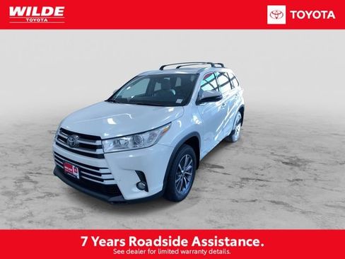 Certified 2017 Toyota Highlander XLE image 5