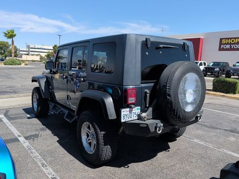 Used 2008 Jeep Wrangler Unlimited X AWD/4WD image 8