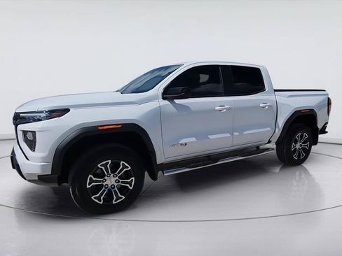 Used 2023 GMC Canyon AT4 AWD/4WD image 4