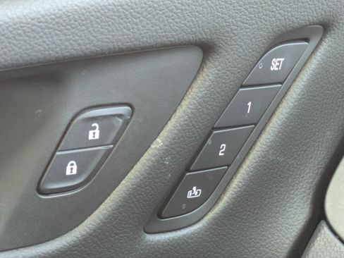 Certified 2020 Buick Envision Premium w/ LPO, Cargo Package image 25