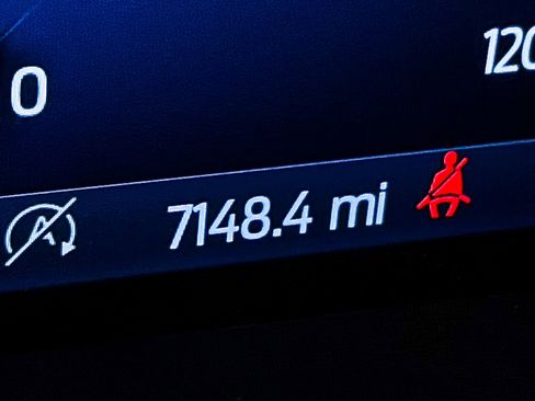 Used 2025 Ford F150 Lariat image 37