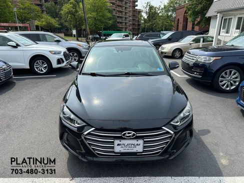 Used 2018 Hyundai Elantra Limited w/ Limited Ultimate Package 02 FWD image 4