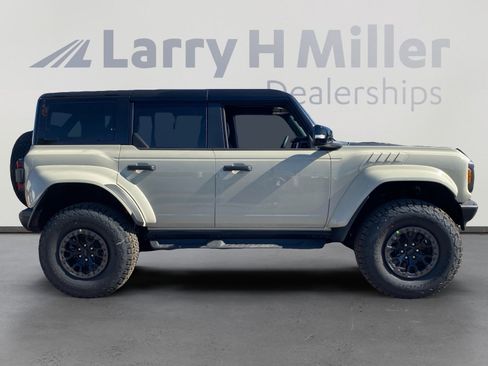 New 2025 Ford Bronco Raptor image 6