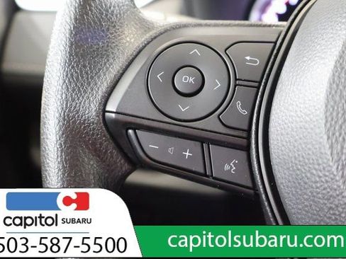 Used 2025 Toyota RAV4 XLE image 18