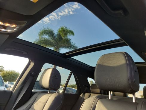 Certified 2025 Mercedes-Benz GLE 580 4MATIC image 33