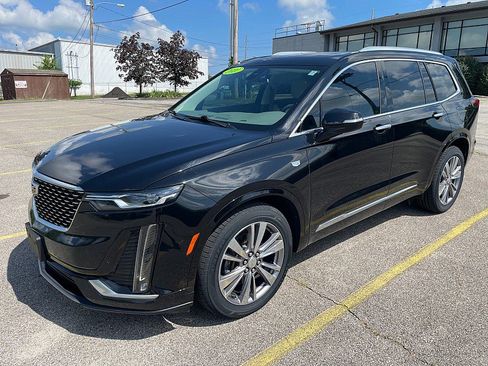 Used 2020 Cadillac XT6 Premium Luxury image 3