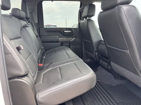 Used 2020 Chevrolet Silverado 2500 LTZ AWD/4WD image 17