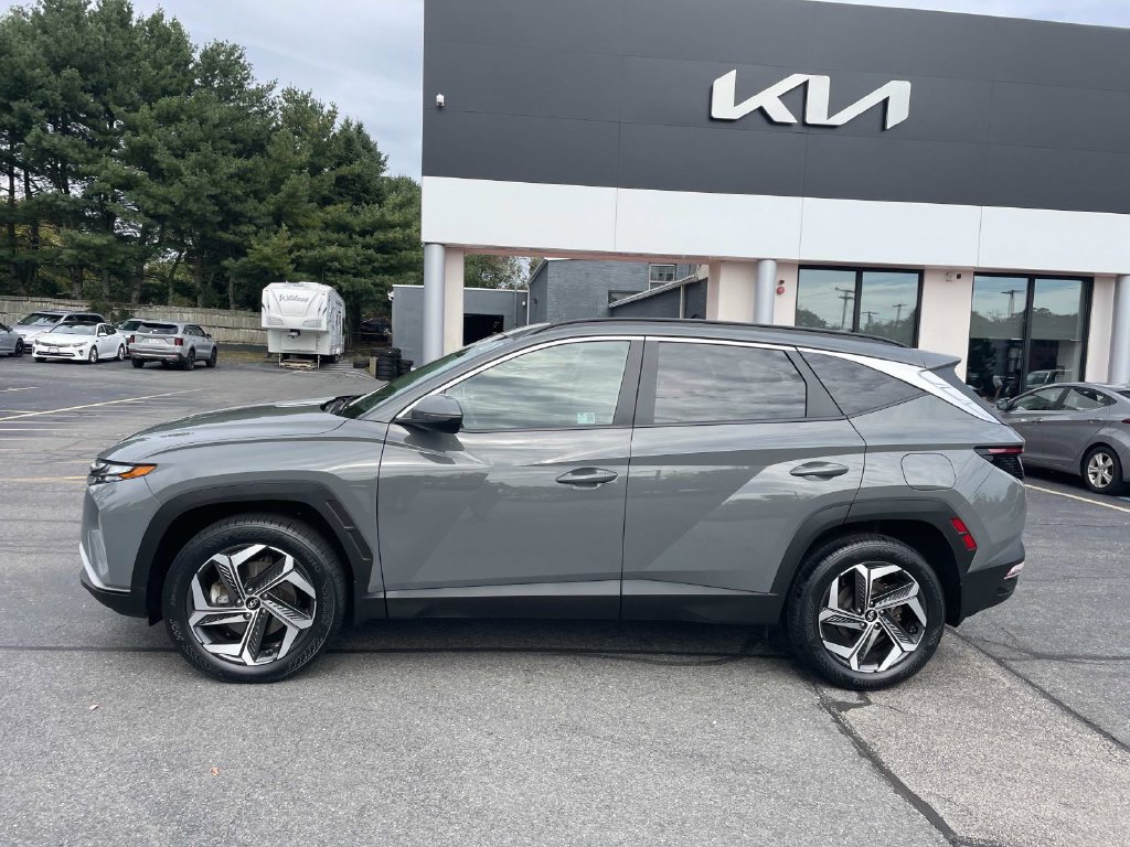 Used 2024 Hyundai Tucson SEL w/ Convenience Package AWD/4WD image 2