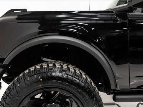 Used 2025 Ford Bronco Summertime image 19