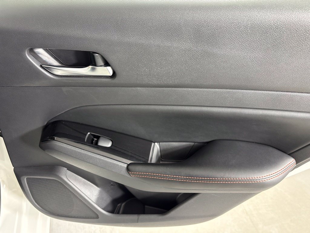 Used 2024 Nissan Altima 2.5 SR FWD image 18