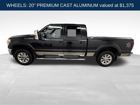 Used 2015 Ford F250 Lariat w/ Lariat Interior Package image 3
