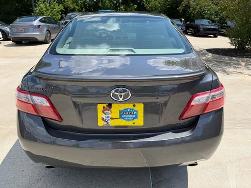 Used 2007 Toyota Camry SE FWD image 6