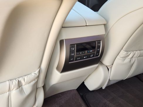 Used 2019 Lexus GX 460 Premium AWD/4WD image 29