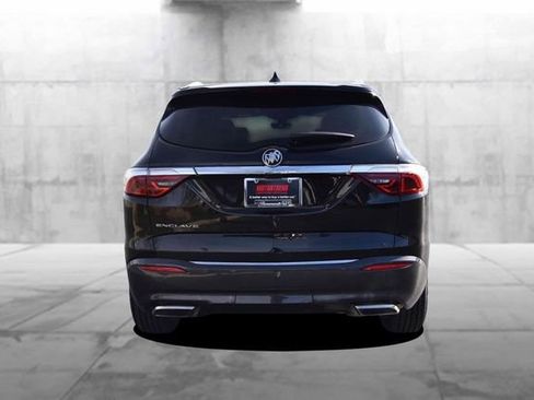 Used 2024 Buick Enclave Premium image 6